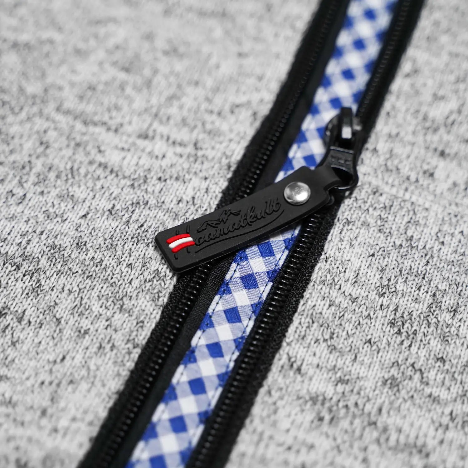 Österreich Trachten Kultjacke mit Kapuze - Karo Blau