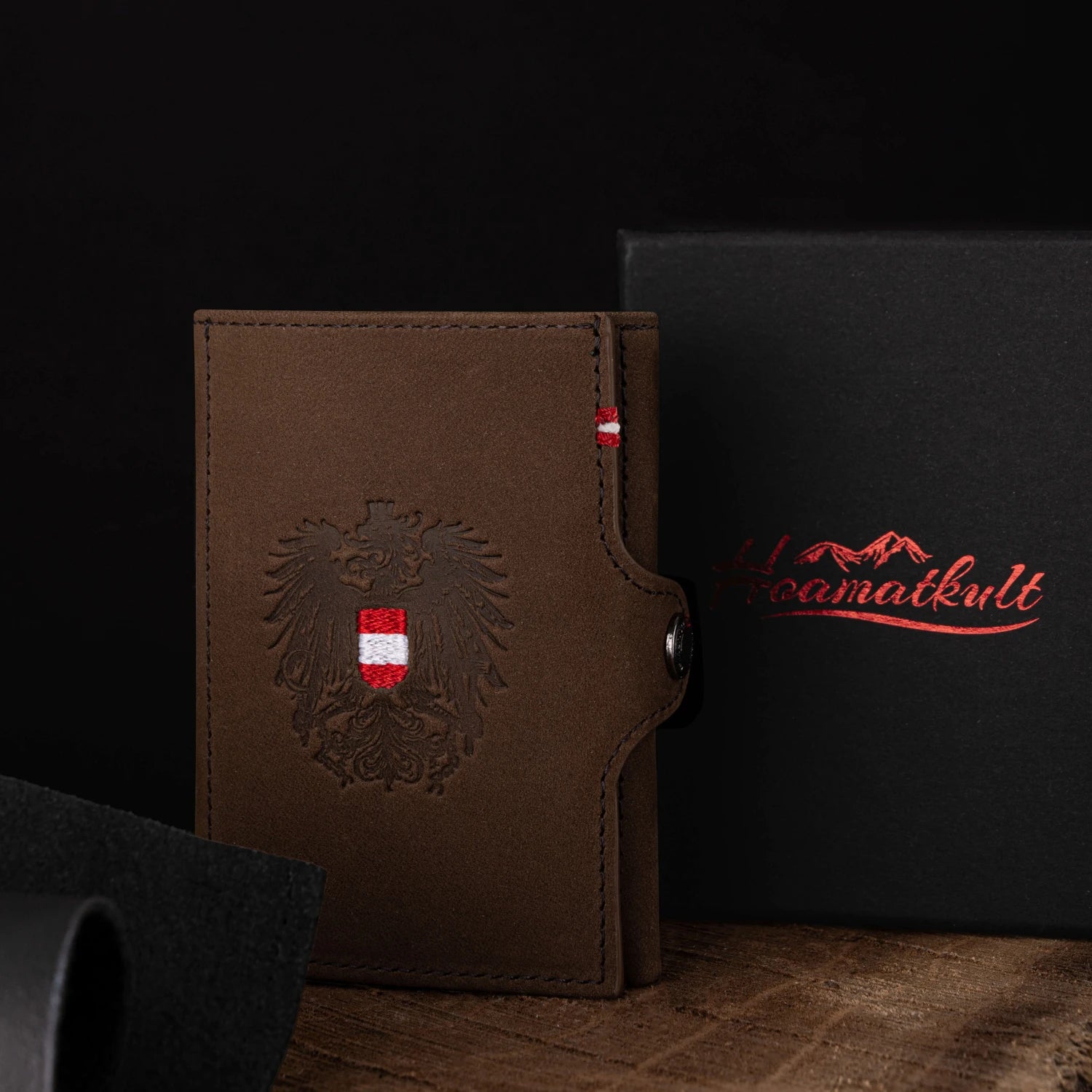 Adler Slim Wallet aus Echtleder mit Spiegel, Münzfach & RFID-Schutz - Vintage Braun