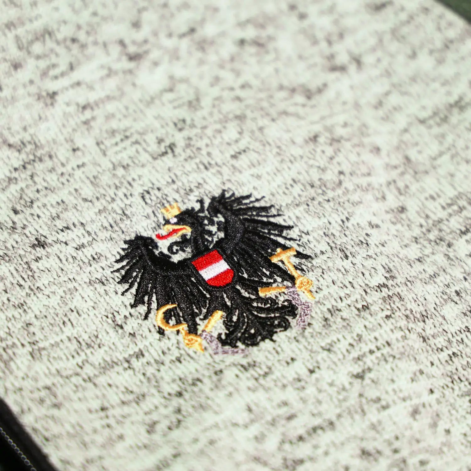 Österreich Adler Stick grün #Farbe_Hellgrün/Dunkelgrün
