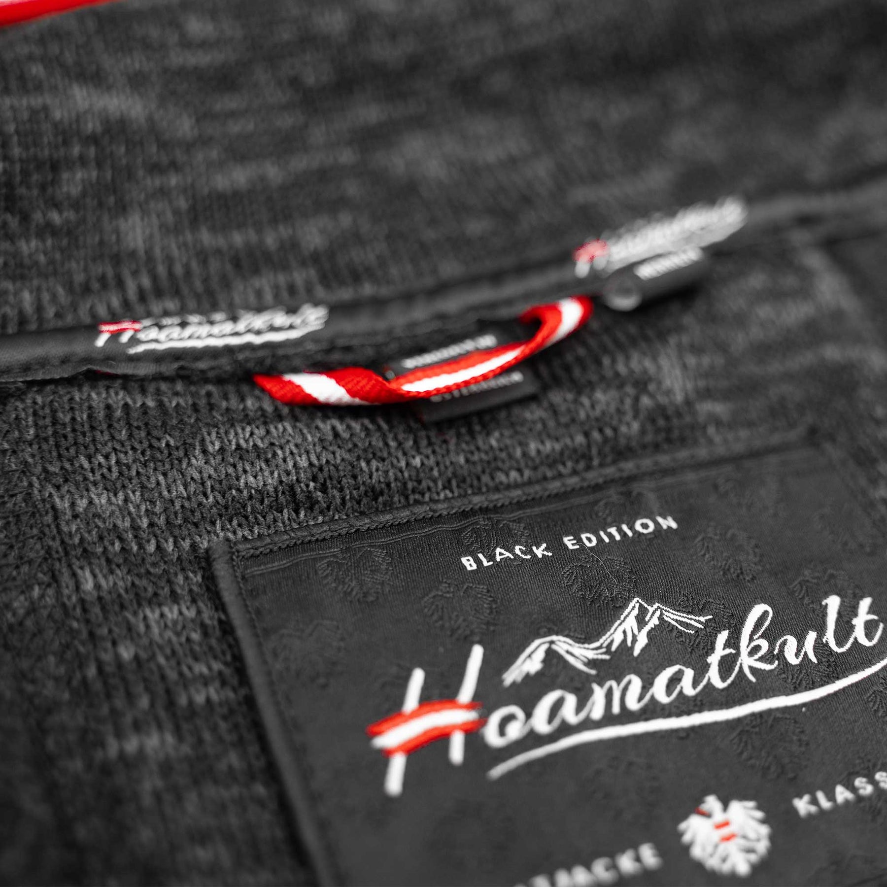 Hoamatkult Label Jacke