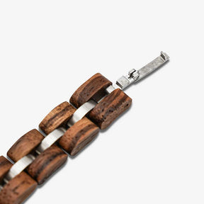 Holzarmband mit Metalleinsatz Braun